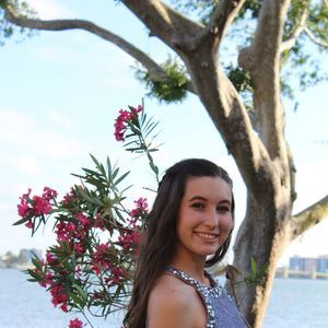 Meet your Posher, Hannah